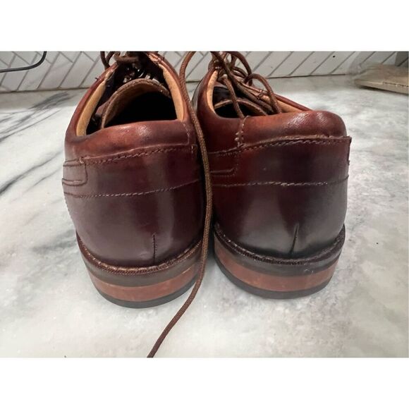 CLARKS 15103 MEN'S TAN LEATHER CAP TOE LACE UP OXFORDS SIZE 9M - Picture 8 of 11